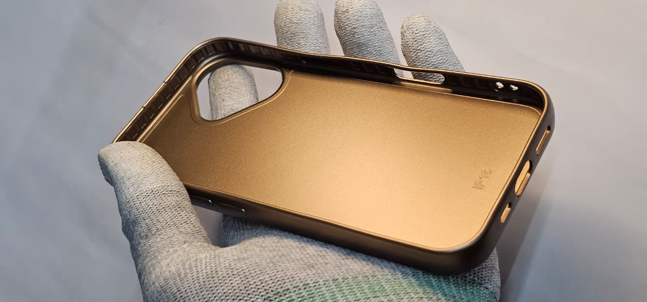 I phone 16 premium and protection back case