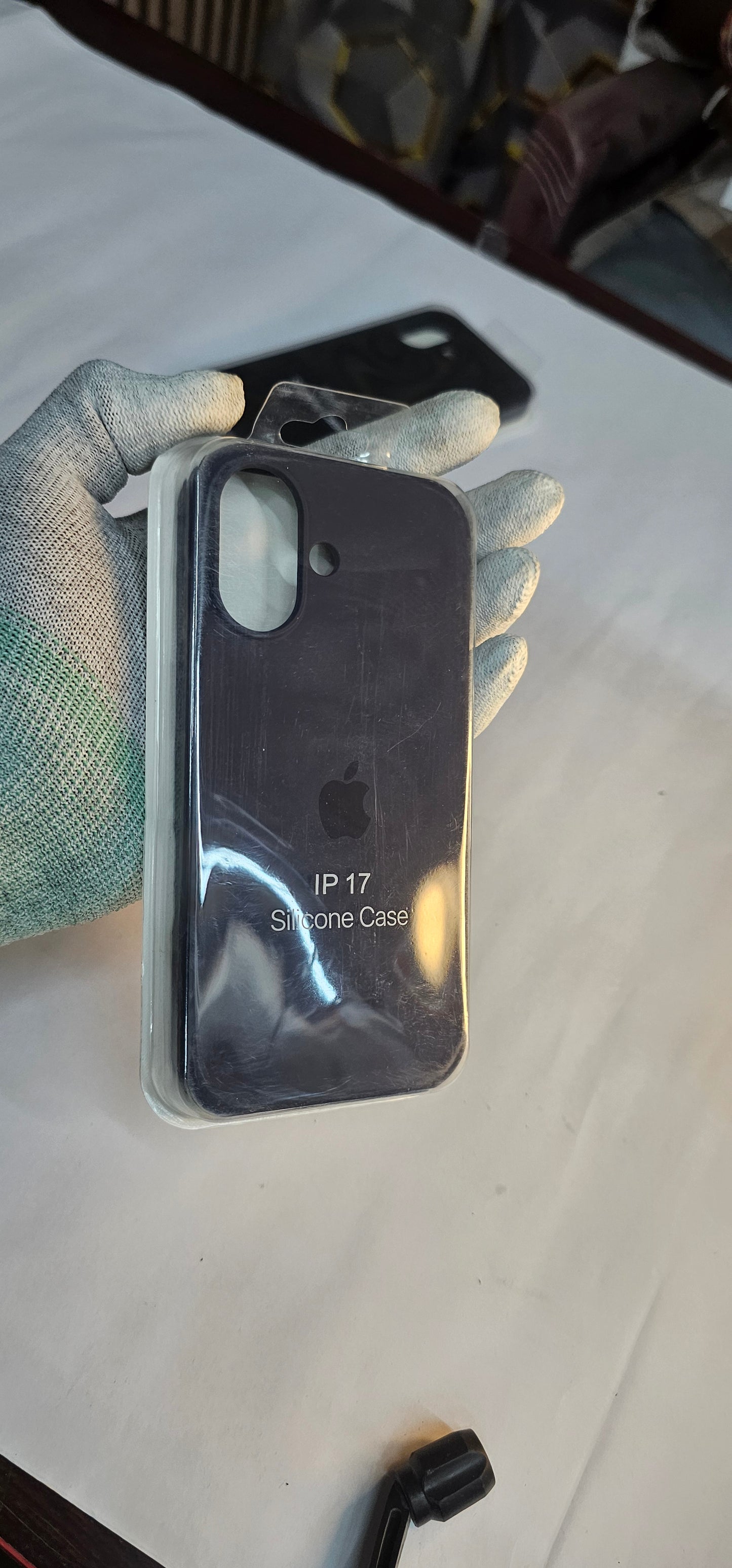 I phone 17  premium and protection case