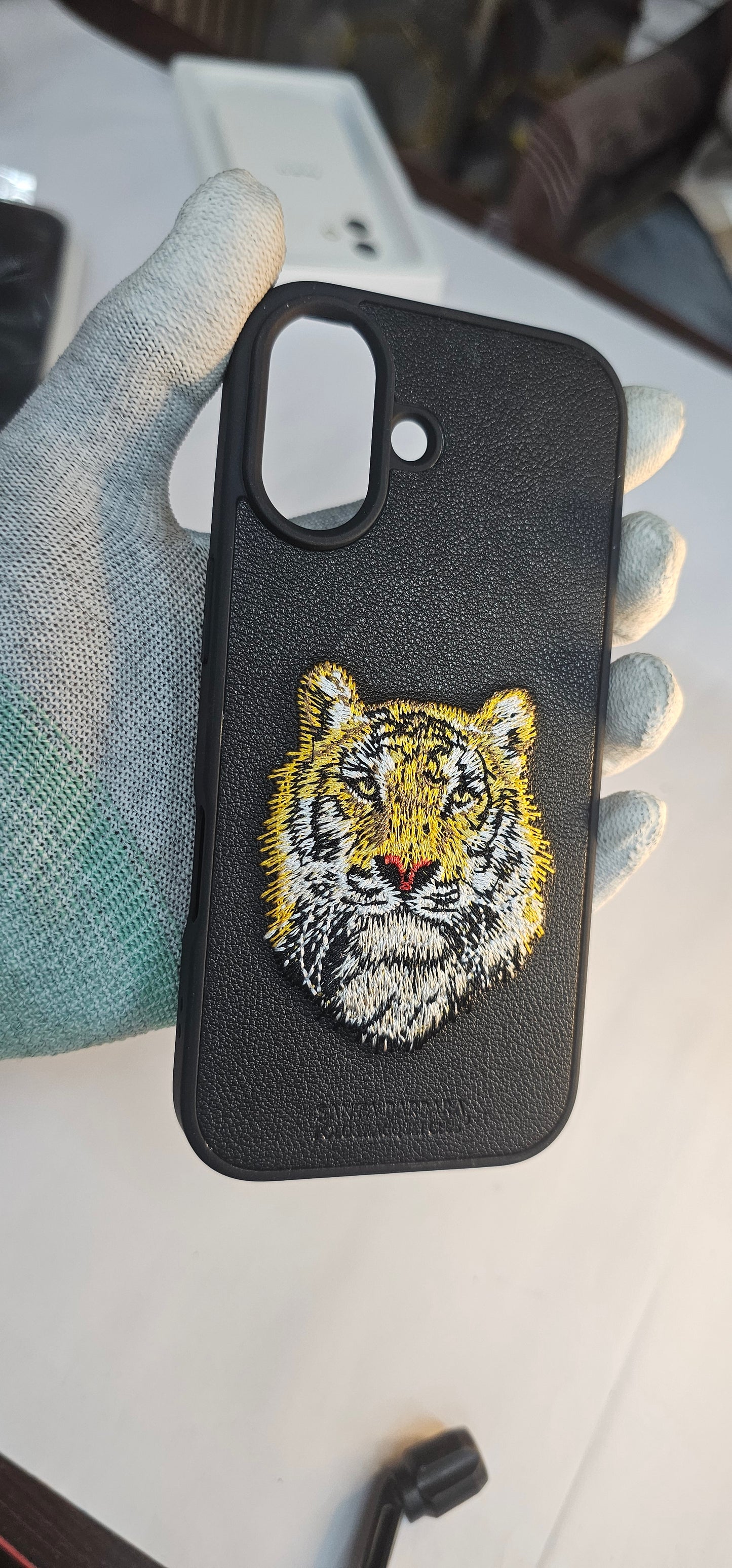 I phone 17  premium and protection case