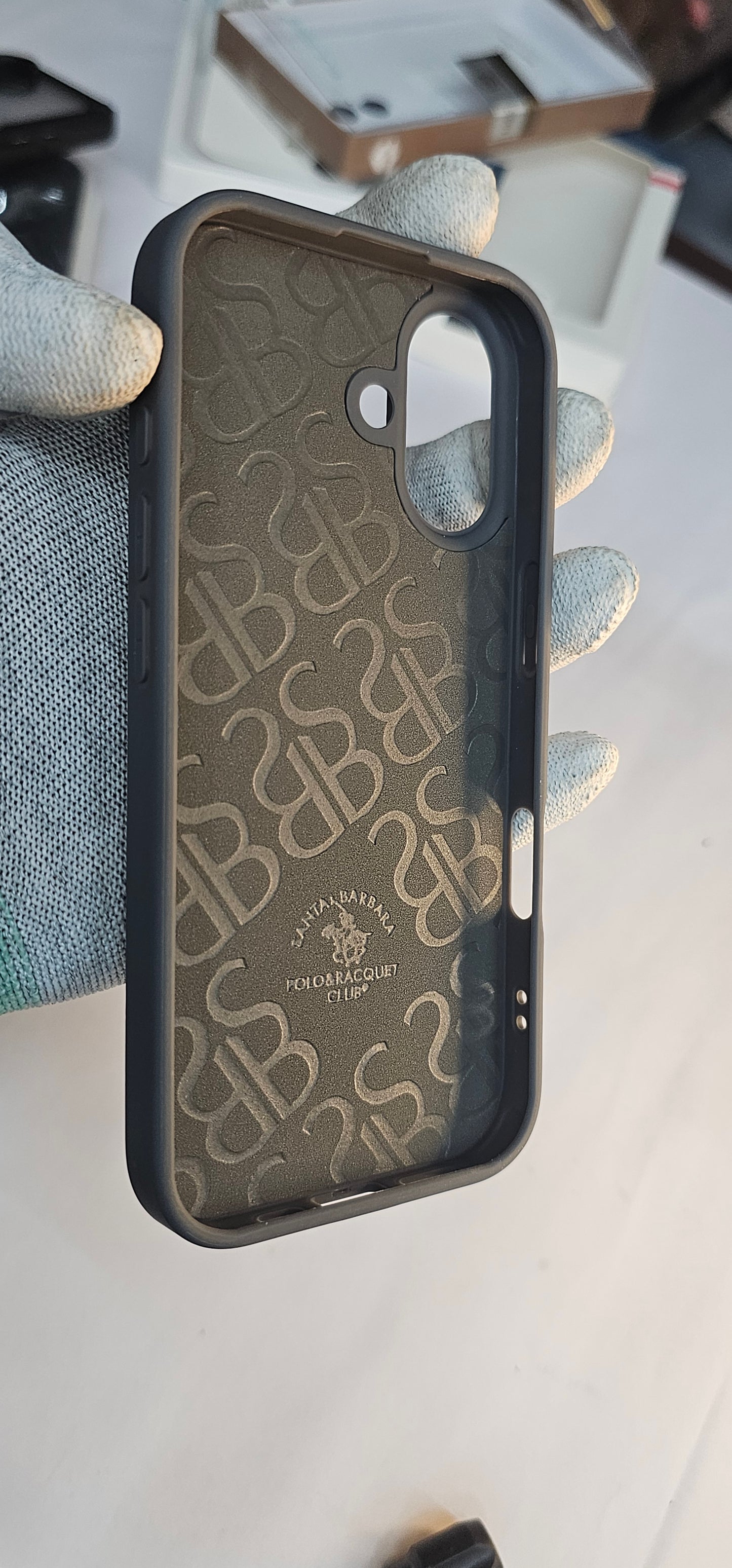 I phone 17  premium and protection case