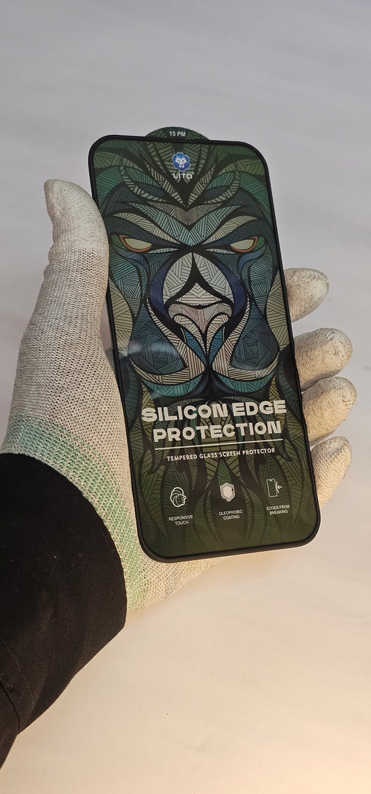 I Phone 15 pro max LITO Silicon Edge Protection – Tempered Glass Screen Protector