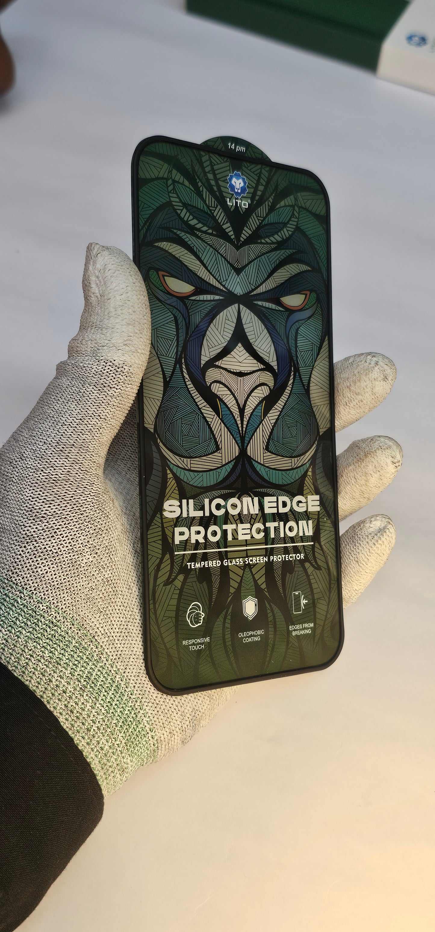 I Phone 14 Pro Max LITO Silicon Edge Protection – Tempered Glass Screen Protector