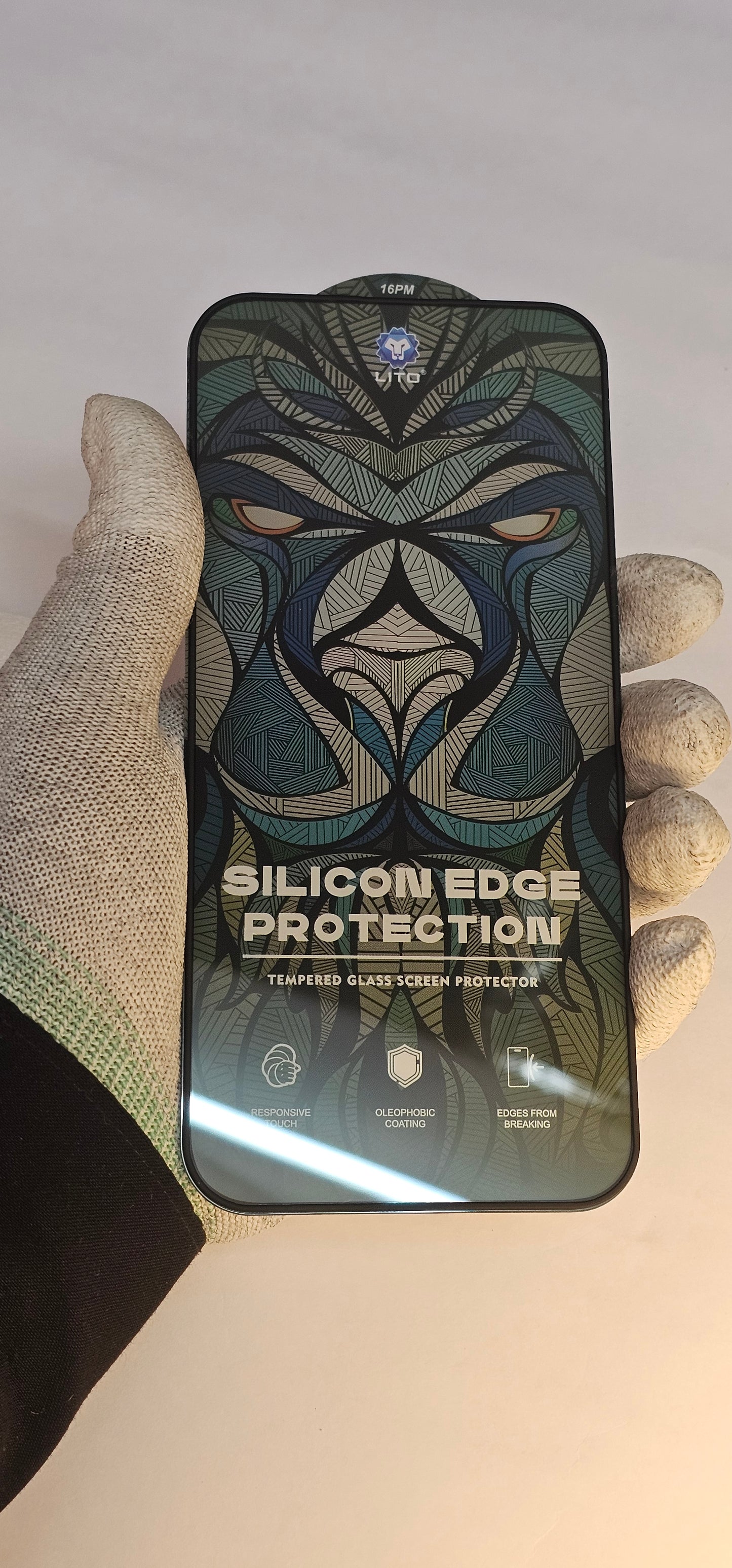 I phone 16 pro max LITO Silicon Edge Protection – Tempered Glass Screen Protector