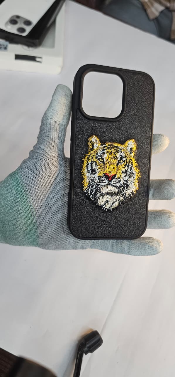 I phone 16 pro premium and protection back case