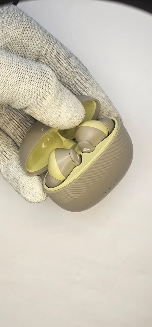 Boult Z35 wireless earbuds