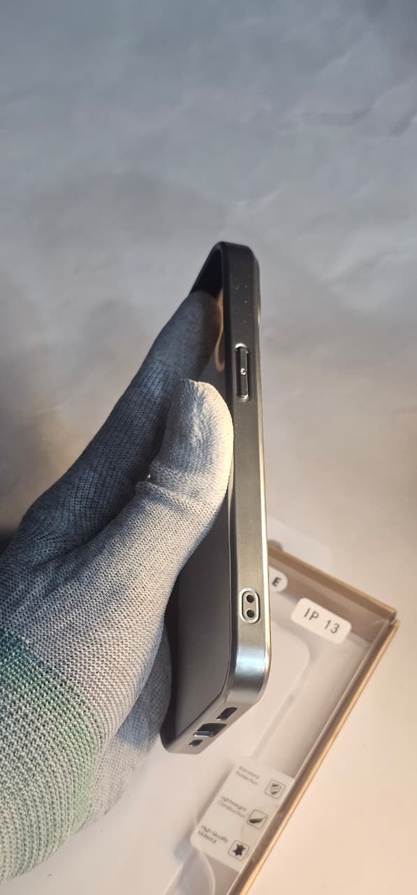 I phone 13 14 cheetha case premium