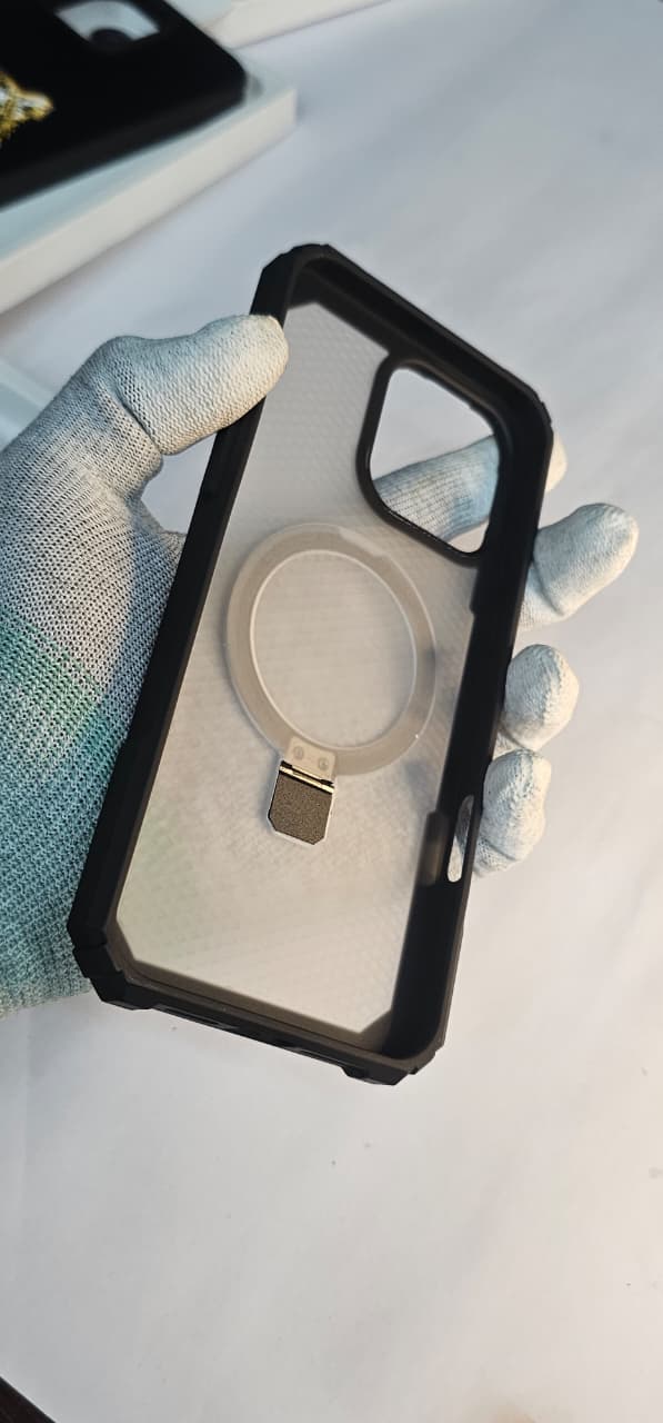 I phone 16 pro max UAG premium and protection back case